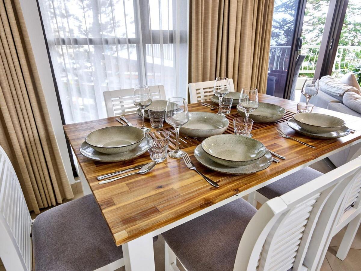 Renovated Beachside 2-bedroom Gold Coast
