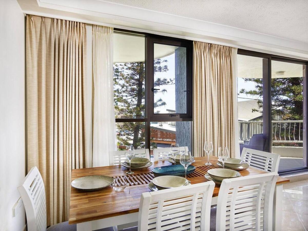 Renovated Beachside 2-bedroom Apartment